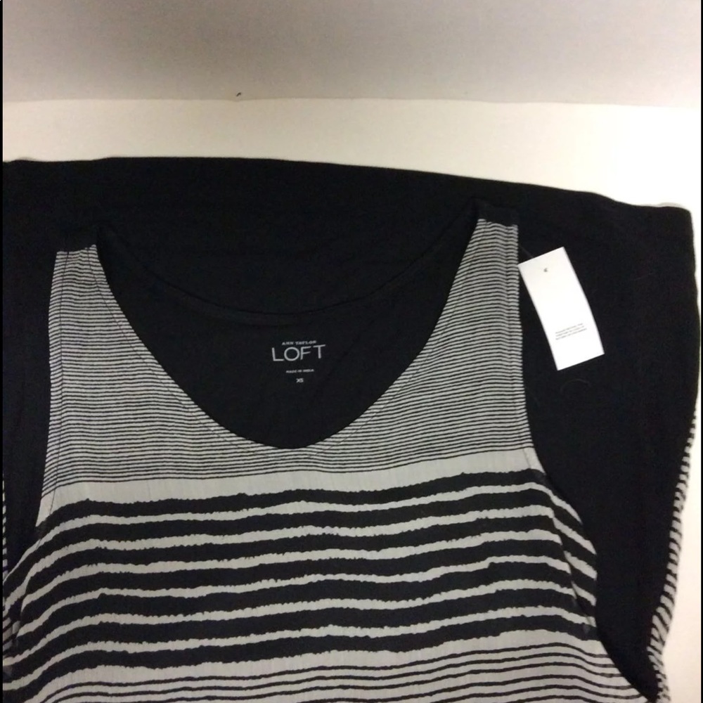 Loft NWT Sleevles Top Size XS